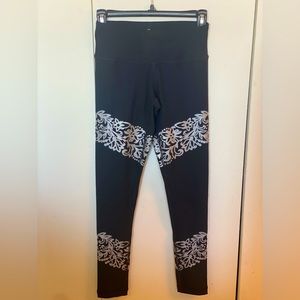 XS 90 degree by Reflex yoga legging LIKE NEW